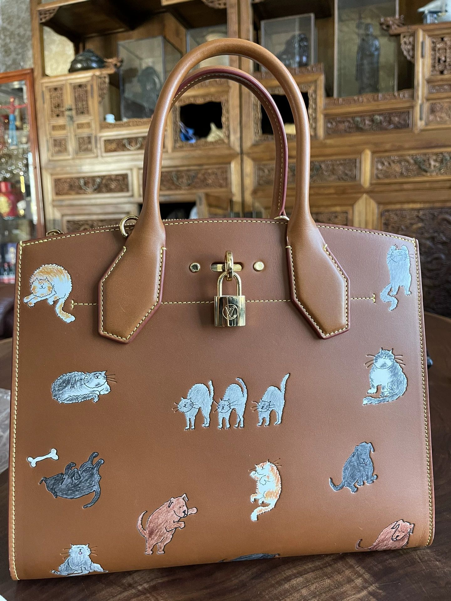 Louis Vuitton LV Cat Dog Limited Handbag Size ONE SIZE - 1 Thumbnail