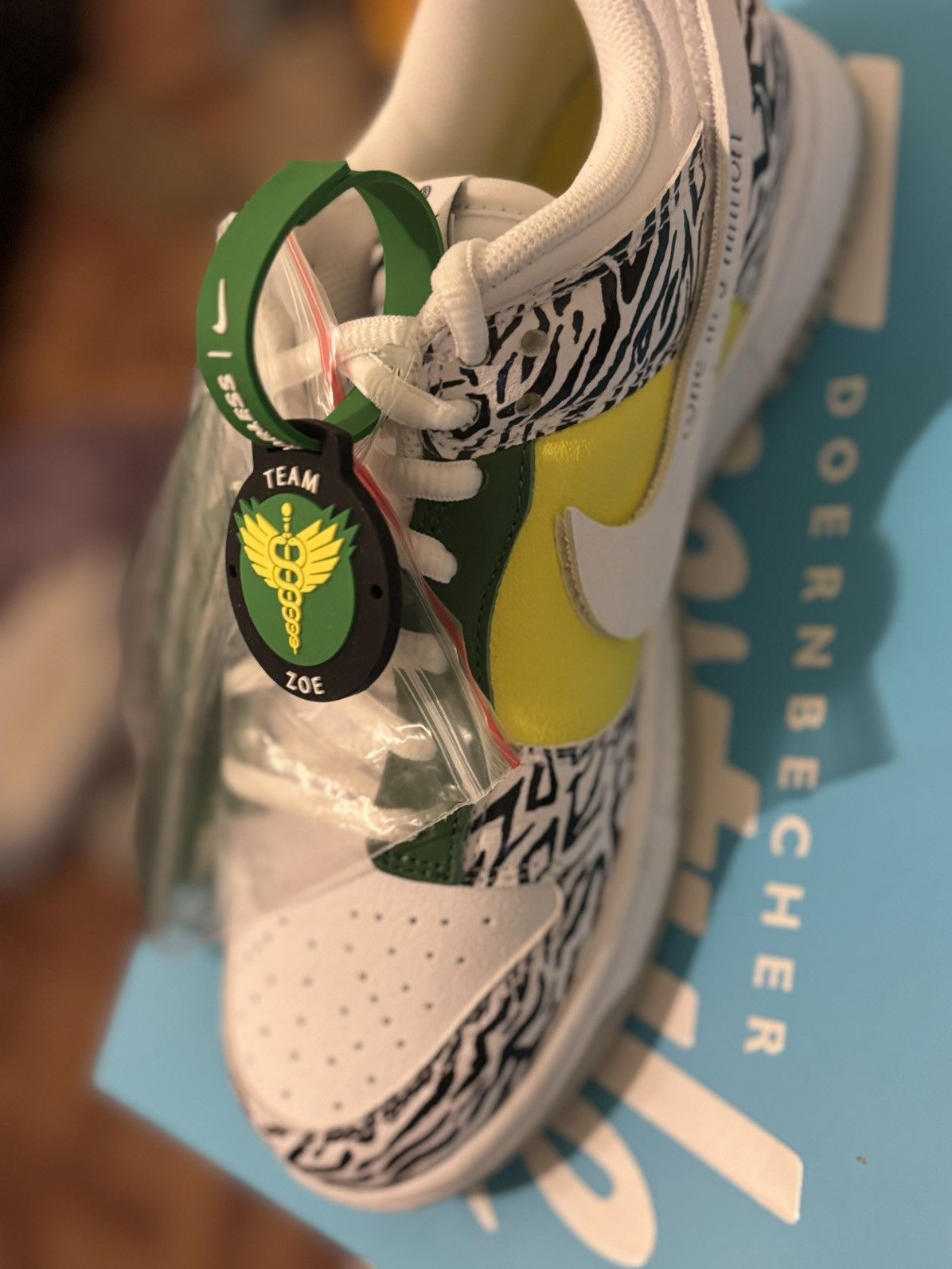 Nike Dorenbecher Zoe Dunk Low Size US 6 / EU 39 - 4 Thumbnail
