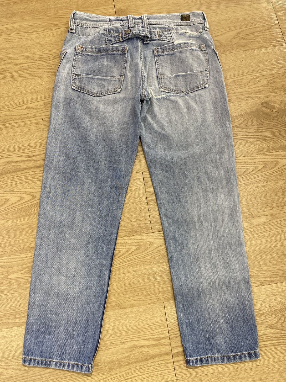 Japanese Brand Japanese Brand Blue Wash Style Bush Pants Buckle Back Jeans Size US 30 / EU 46 - 3 Thumbnail