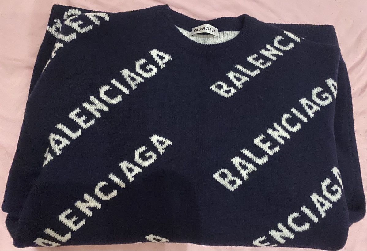 Balenciaga WOMENS BALENCIAGA KNIT SWEATER XS OVERSIZED FIT Size XS / US 0-2 / IT 36-38 - 2 Thumbnail