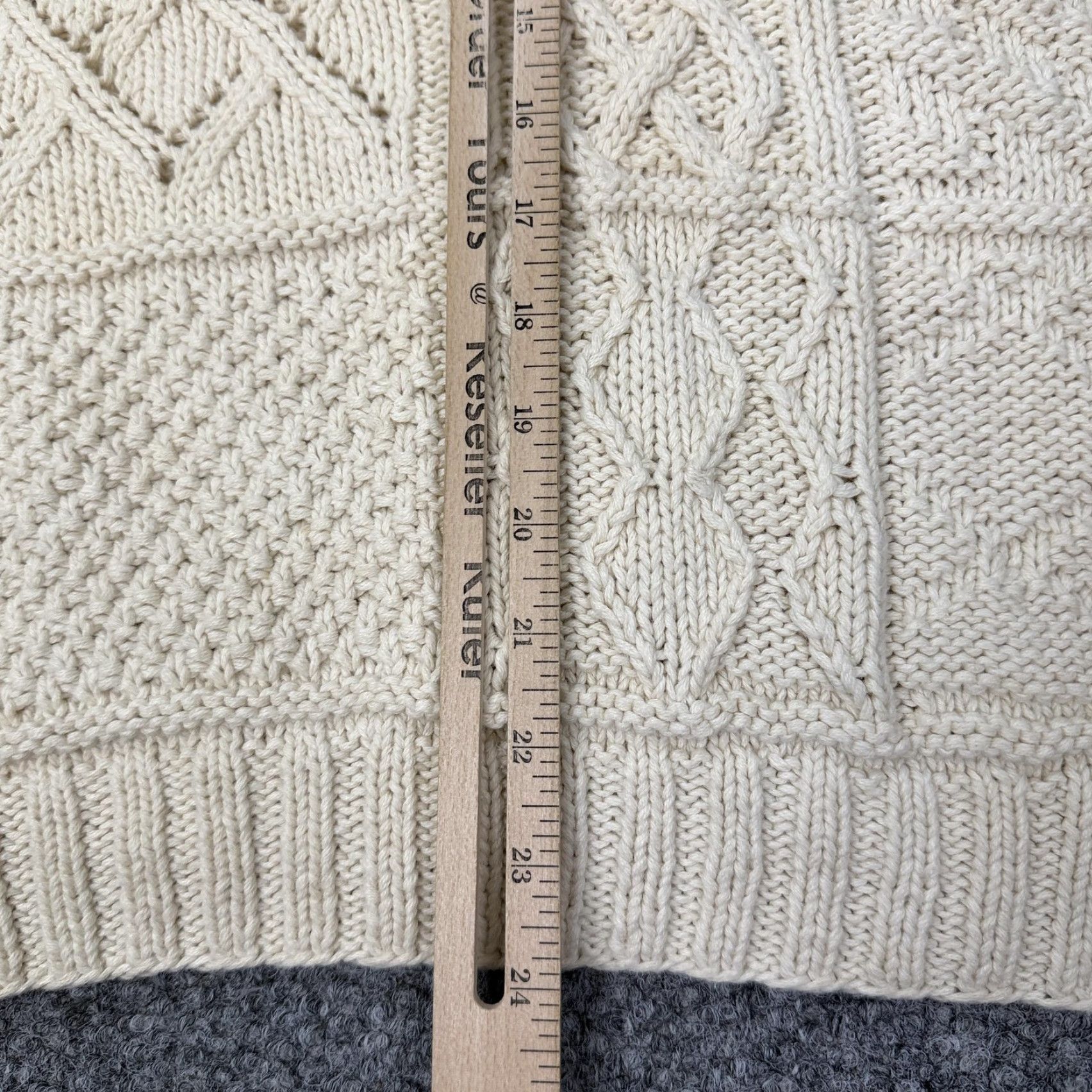 Express VINTAGE Express Sweater Women Medium White Cable Knit Chunky Pullover Crew Neck 80s 90s Womens Size M / US 6-8 / IT 42-44 - 6 Thumbnail