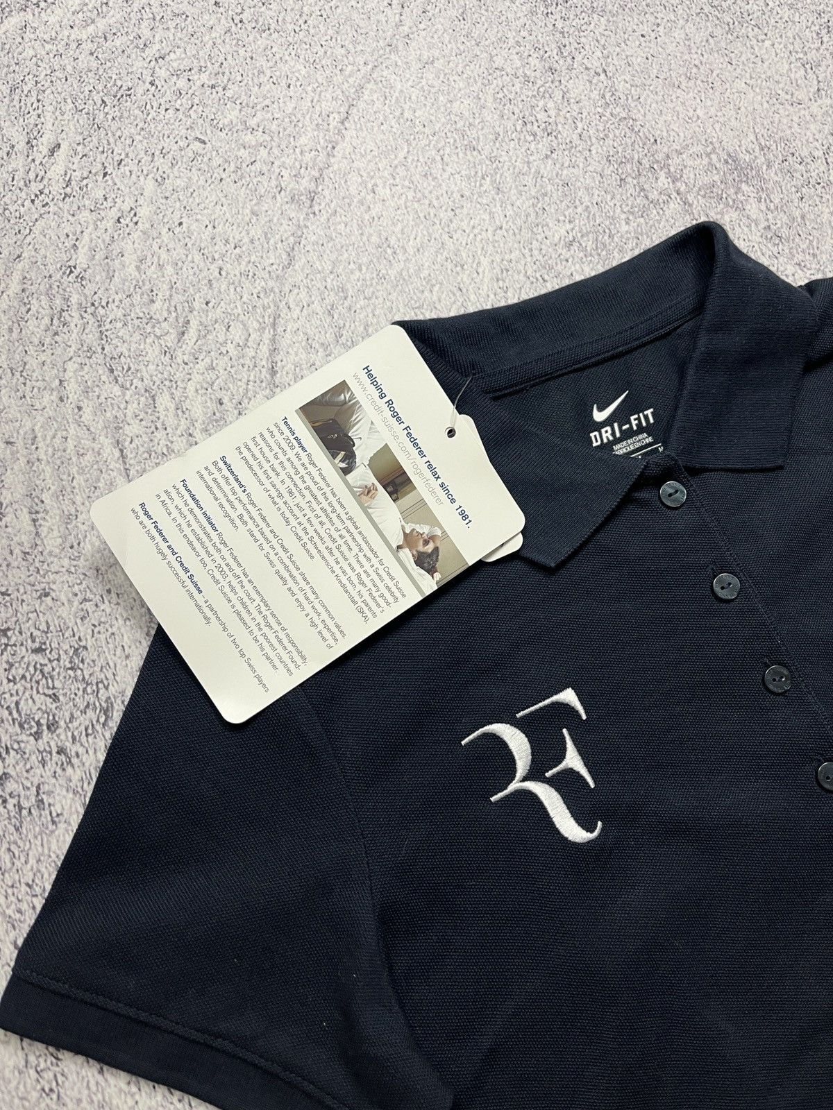 Nike × Vintage Roger Federer RF Nike Original Swiss Tennis Wmn’s Polo Shirt Size M / US 6-8 / IT 42-44 - 4 Thumbnail