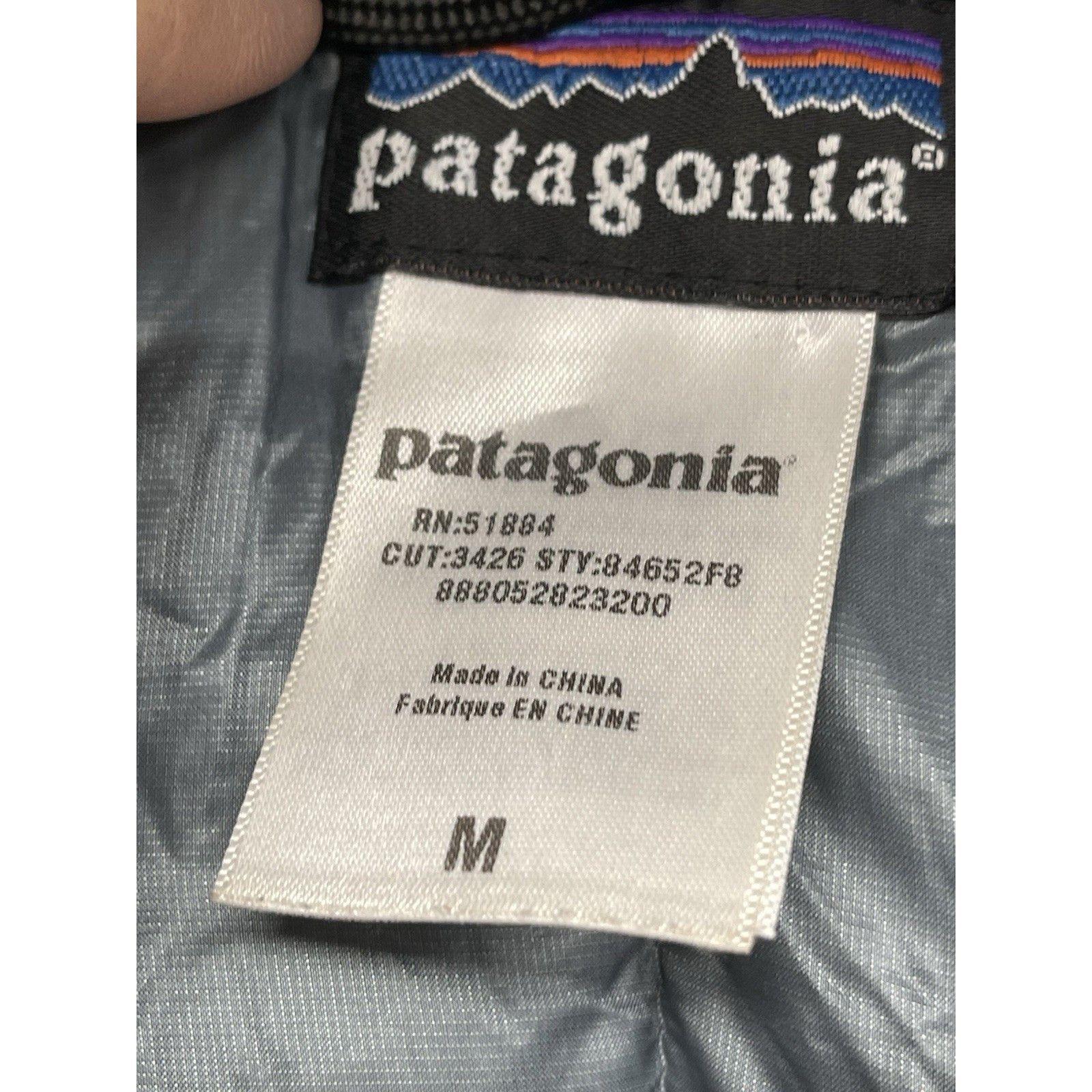 Patagonia VINTAGE (2008) PATAGONIA HIMALAYAN BAFFLED PARKA BLUE MEN ME Size US M / EU 48-50 / 2 - 7 Thumbnail