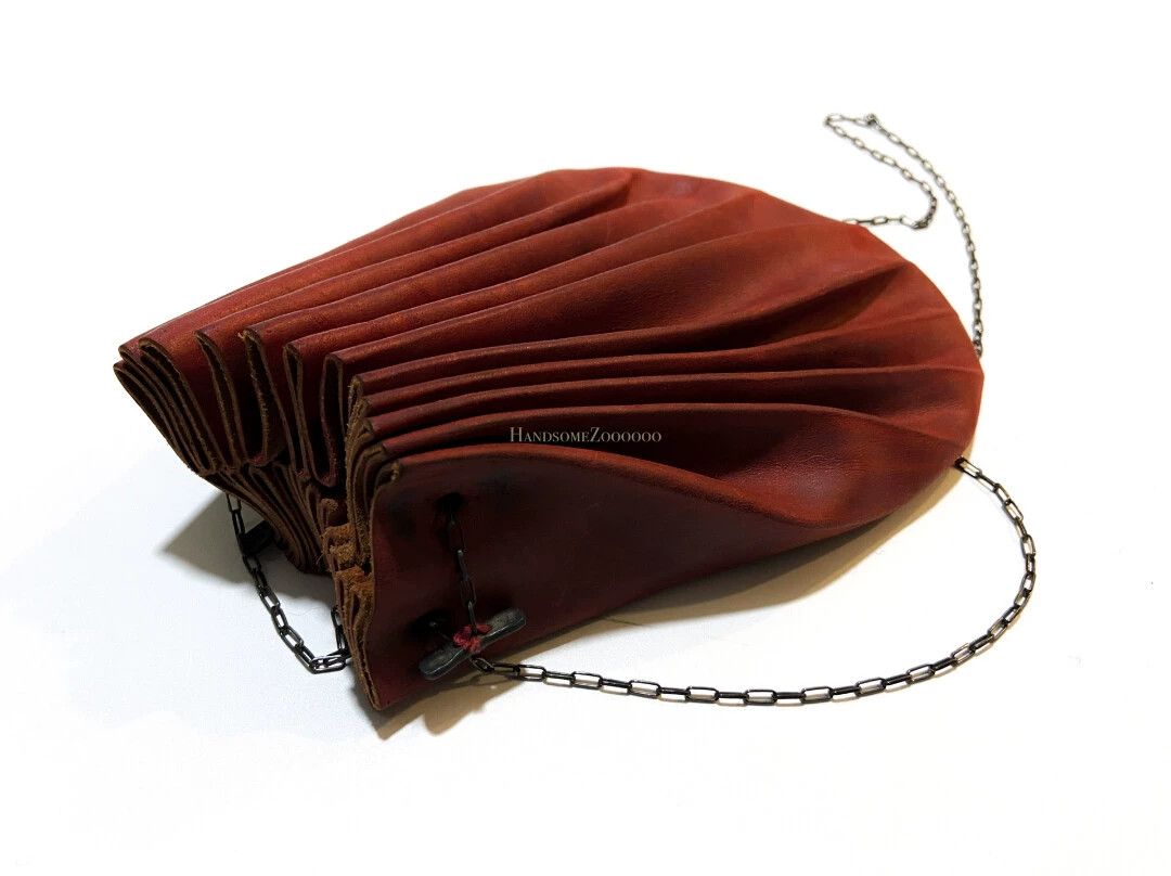 Ma+ M.A+ by Maurizio Amadei small rust red shell bag like new Size ONE SIZE - 7 Thumbnail