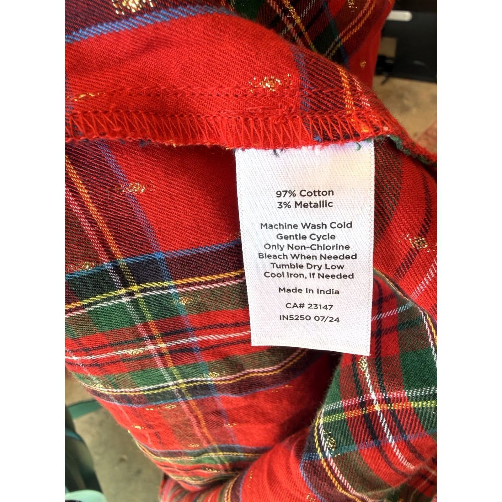 Talbots Talbots Button Up Shirt XL Red White Plaid Shimmer Ruffle Long Sleeves Woman Regular Sleeves Button-Up Casual Holiday Colorful Canvas? Size XL / US 12-14 / IT 48-50 - 7 Thumbnail