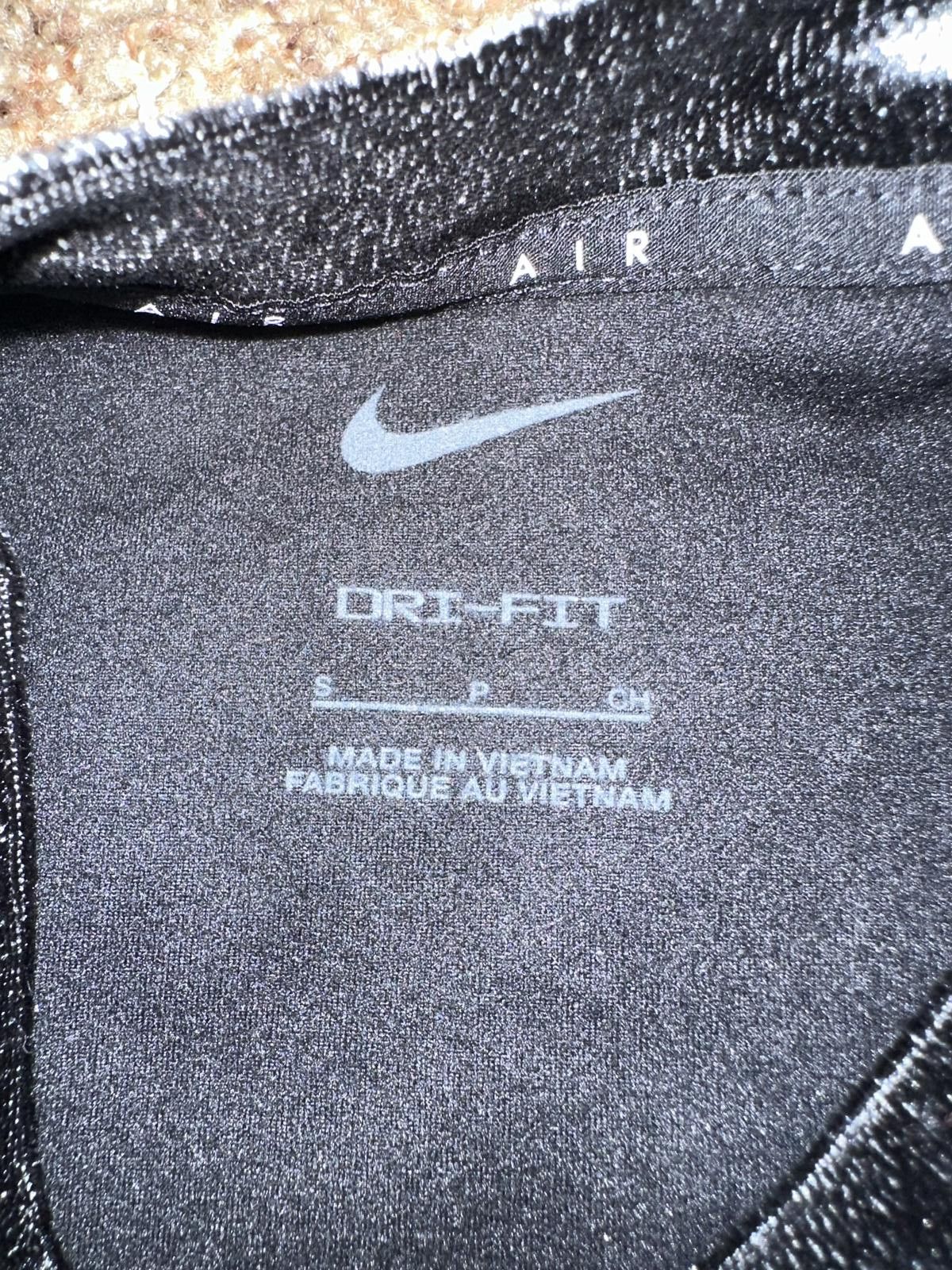 Nike Nike Women’s Air Midlayer Long Sleeve Black Top Sample Size S / US 4 / IT 40 - 3 Thumbnail