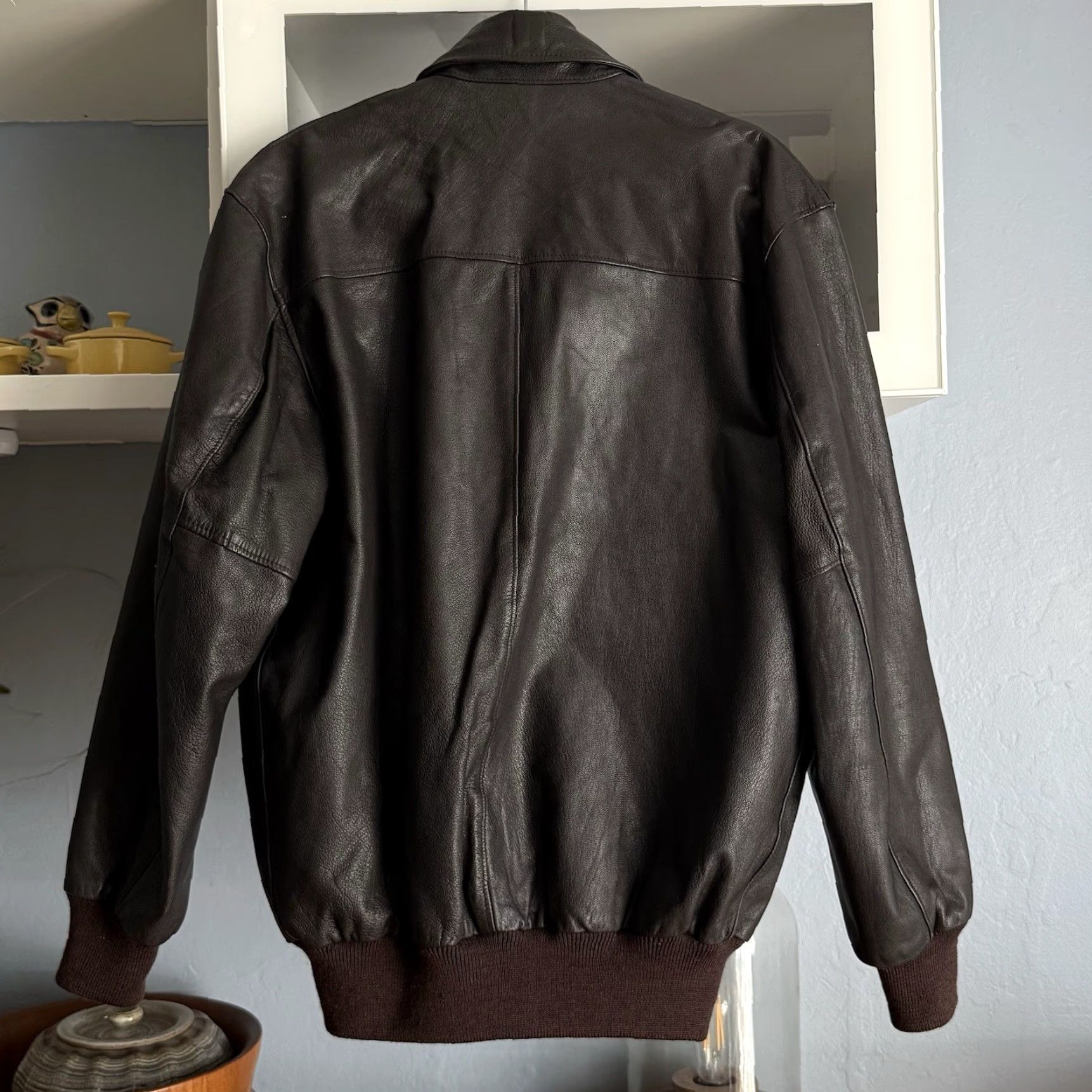 Vintage VINTAGE LL Bean Goatskin Leather Bomber A-2 Flight Jacket Mens 40 Tall Brown Zip Pockets Wool Ribbed Knit 100% Leather USA Made 90s Size US XXS / EU 40 - 2 Thumbnail