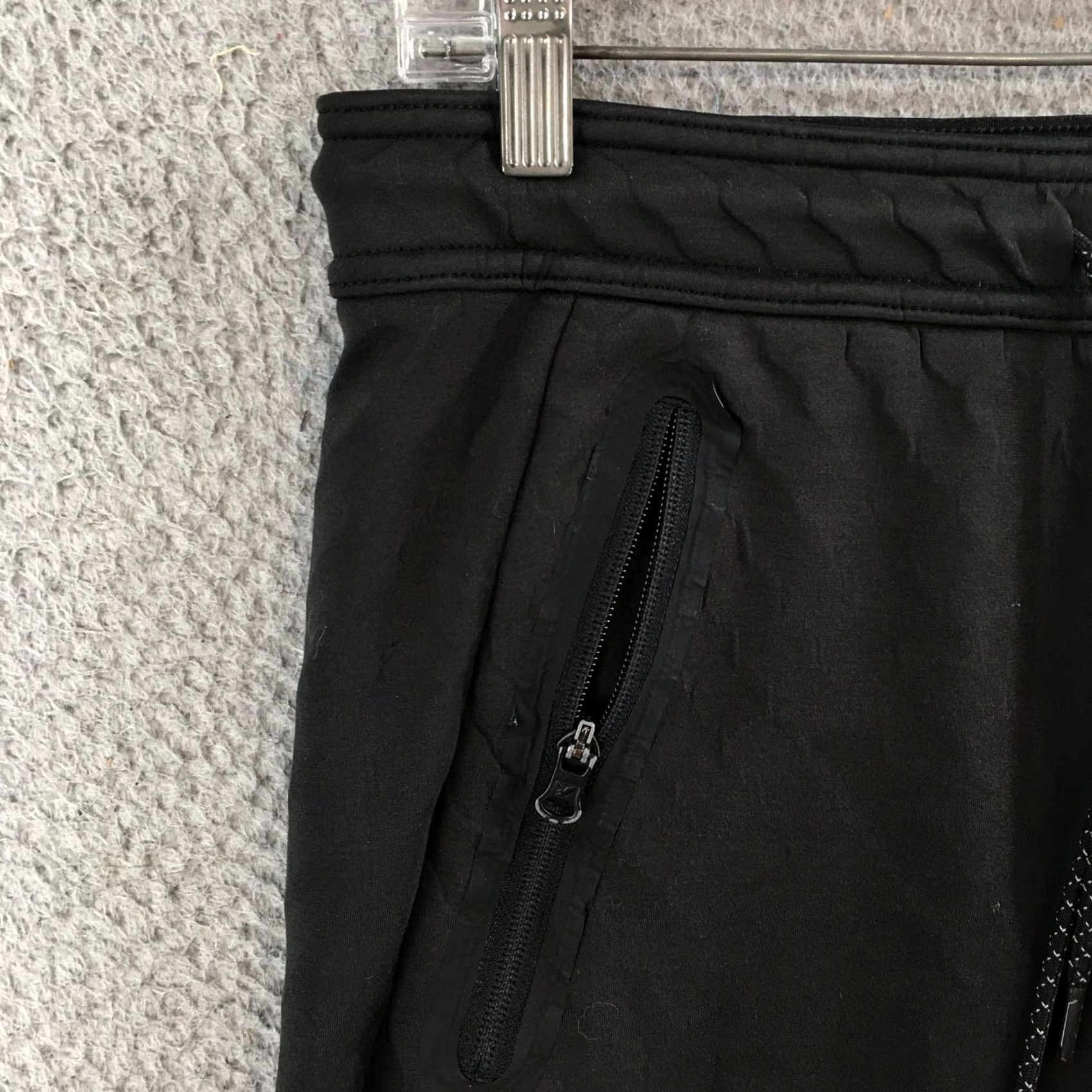 American Eagle Outfitters American Eagle Outfitters Active Flex Jogger Pants Mens S Capri Black Mid Rise Black Size US 29 - 3 Thumbnail