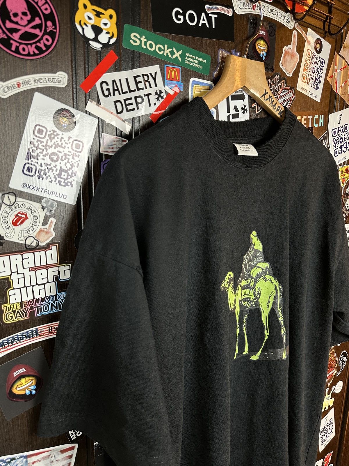 Vetements VETEMENTS AW19 Silk Road Size US S / EU 44-46 / 1 - 4 Thumbnail