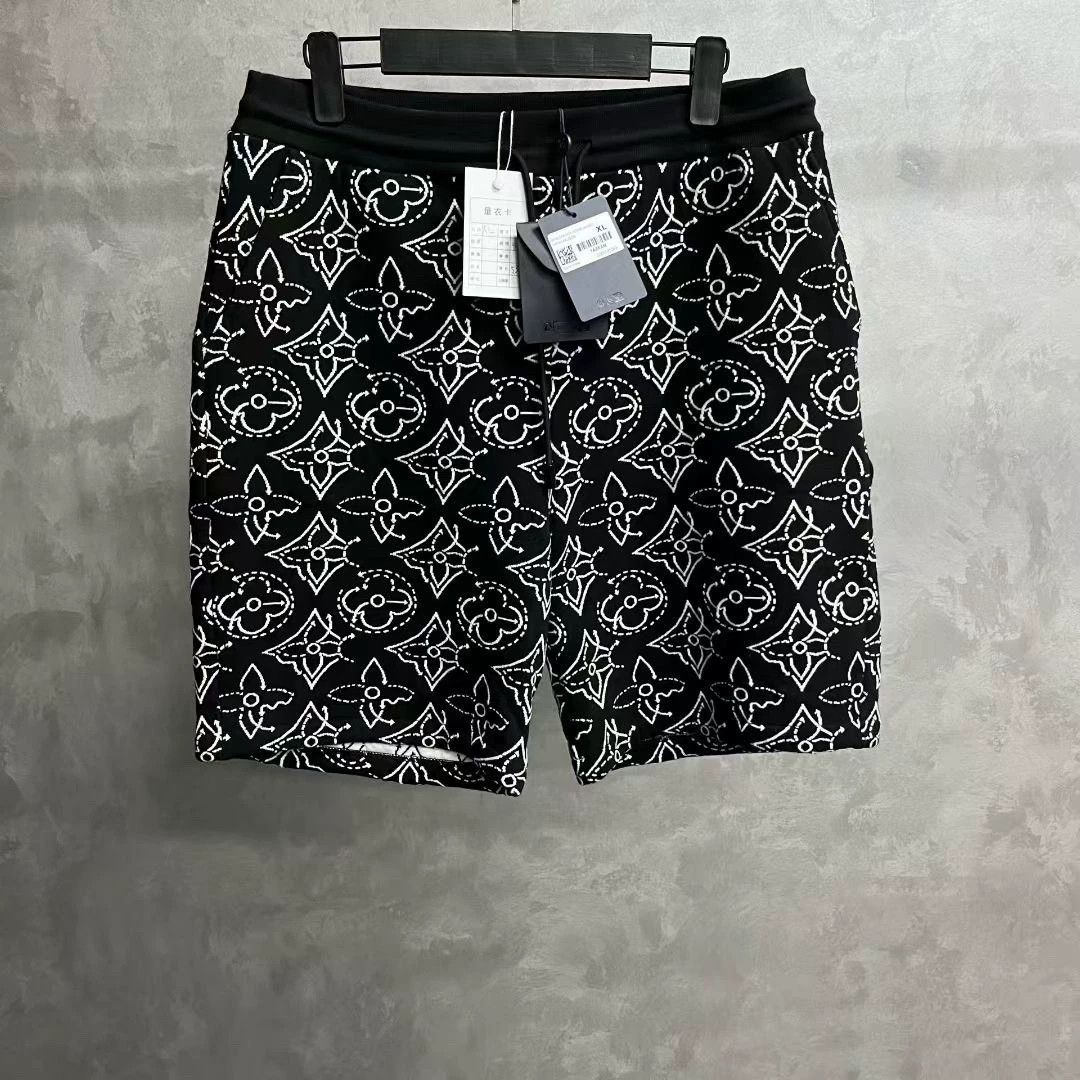 Louis Vuitton louis vuitton logo printed casual shorts Size US 38 / EU 54 - 1 Thumbnail