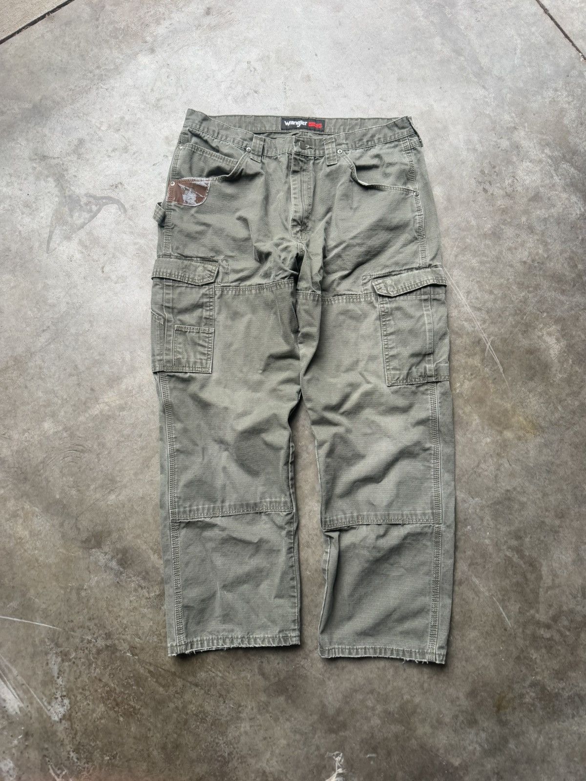 Vintage × Wrangler Vintage 90’s/00’s Wrangler Riggs Double Knee Cargo Pants Size US 34 / EU 50 - 2 Thumbnail