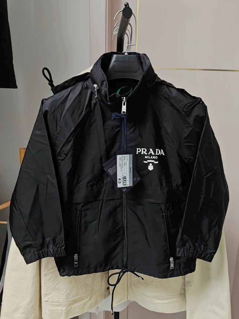 Prada PRADASS22 Logo Printed Zip Hooded Jacket 2503-Nextarrow Size US XXS / EU 40 - 1 Thumbnail