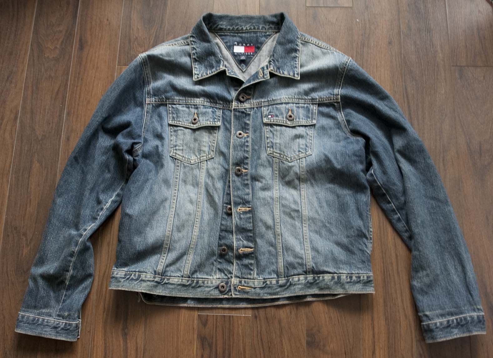 Tommy Hilfiger × Vintage Tommy Hilfiger Denim Jacket Vintage Size L Size US L / EU 52-54 / 3 - 1 Thumbnail