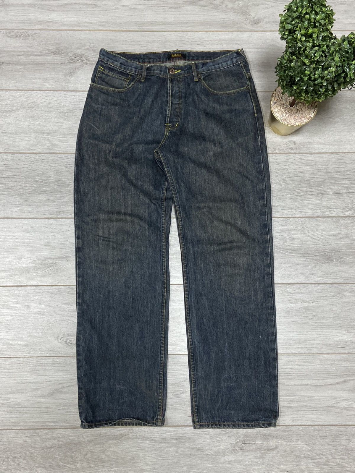 Von Dutch Von Dutch vintage jeans big logo spell out Size US 36 / EU 52 - 3 Thumbnail