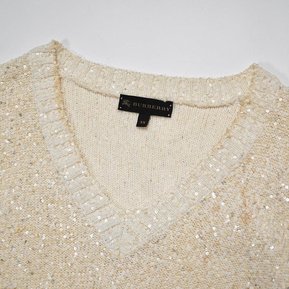 Burberry BURBERRY V Neck Sequin Sweater Off-white Size US M / EU 48-50 / 2 - 6 Thumbnail