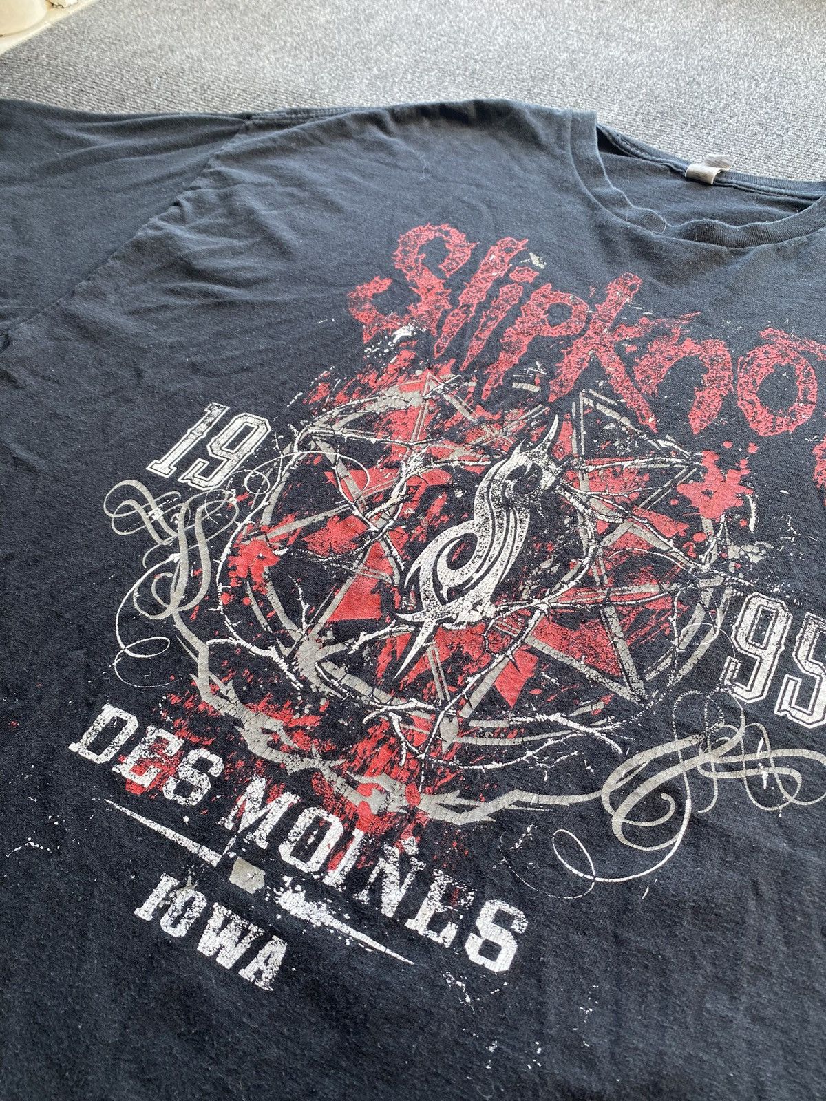 Band Tees 🔥00s Slipknot Band Tour Black 4xl Tee mens Des Moines Iowa Size US XXL / EU 58 / 5 - 15 Thumbnail