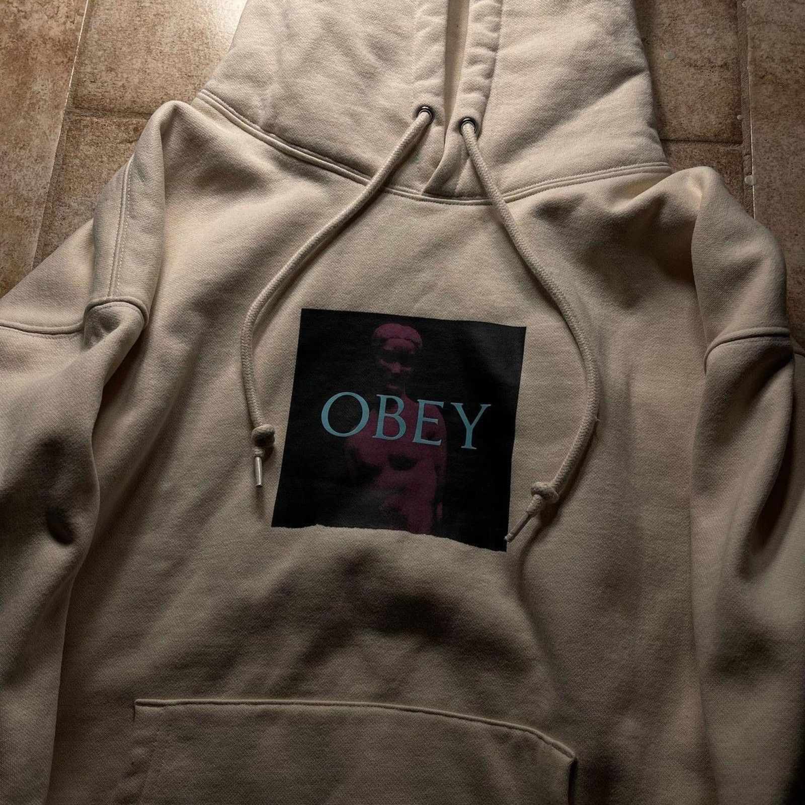 Obey Obey Beige Heavyweight Graphic Hoodie Purple size L Size US L / EU 52-54 / 3 - 3 Thumbnail