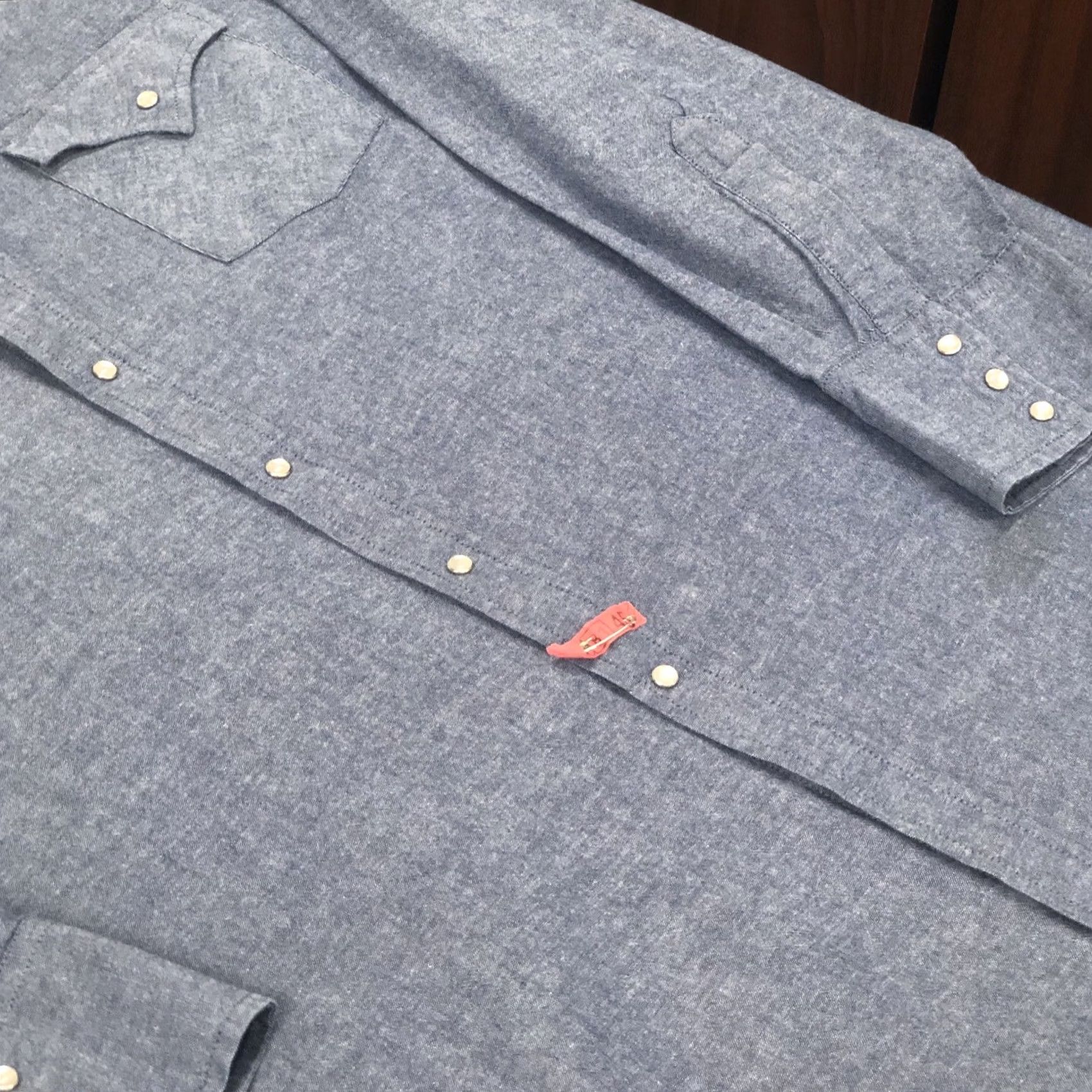 Vintage ELY CATTLEMAN XXL Blue Chambray Western Shirt - Mens Casual - Snap Button Up Size US XXL / EU 58 / 5 - 4 Thumbnail