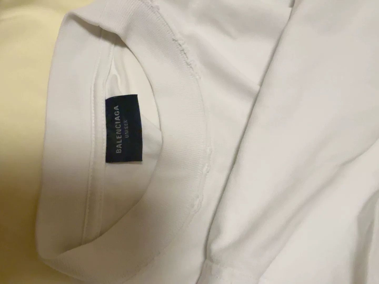 Balenciaga balenciaga limited edition white t-shirt Size US XXS / EU 40 - 5 Thumbnail