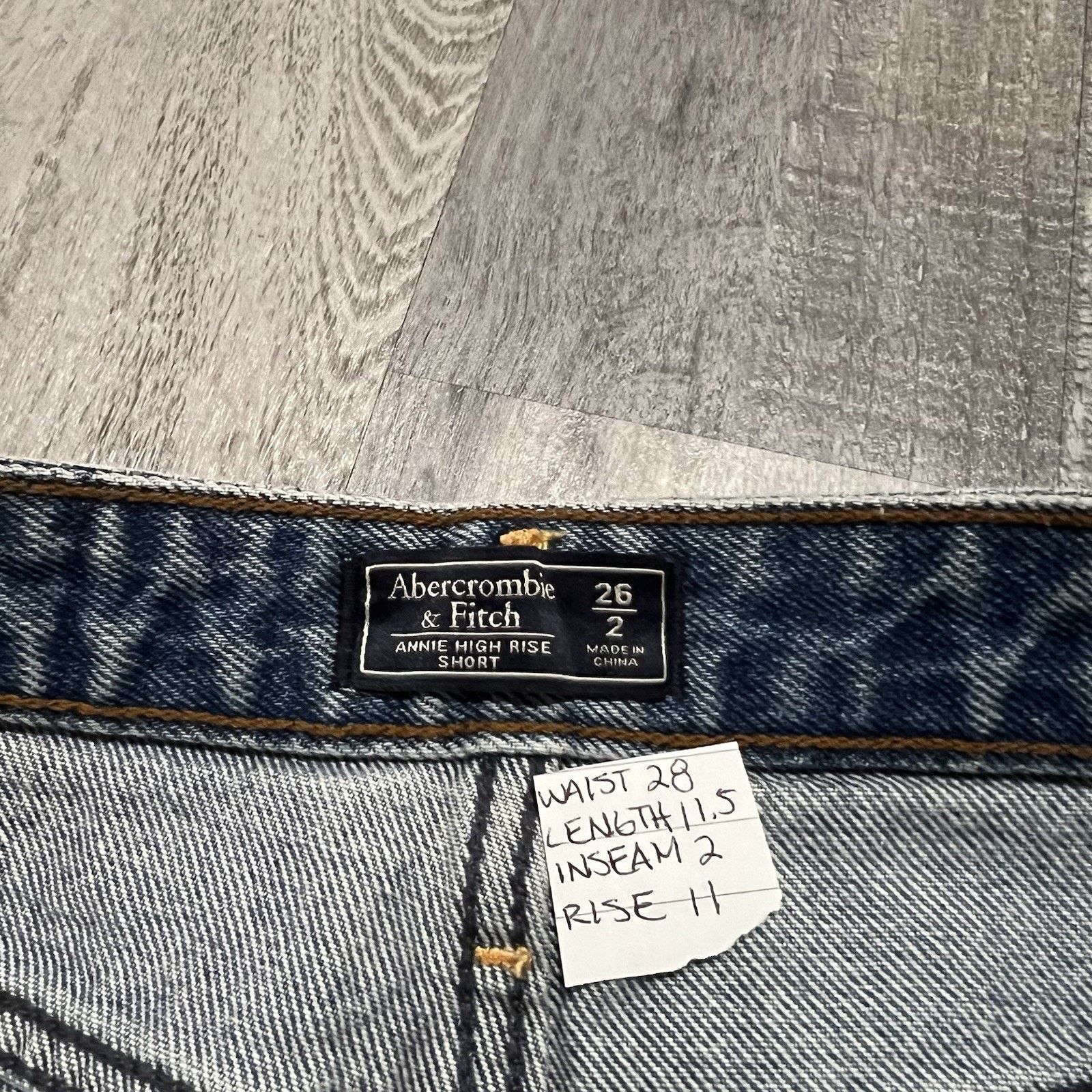 Abercrombie & Fitch Abercrombie & Fitch Annie High Rise Shorts Daisy Duke 28" Size 28" / US 6 / IT 42 - 4 Thumbnail