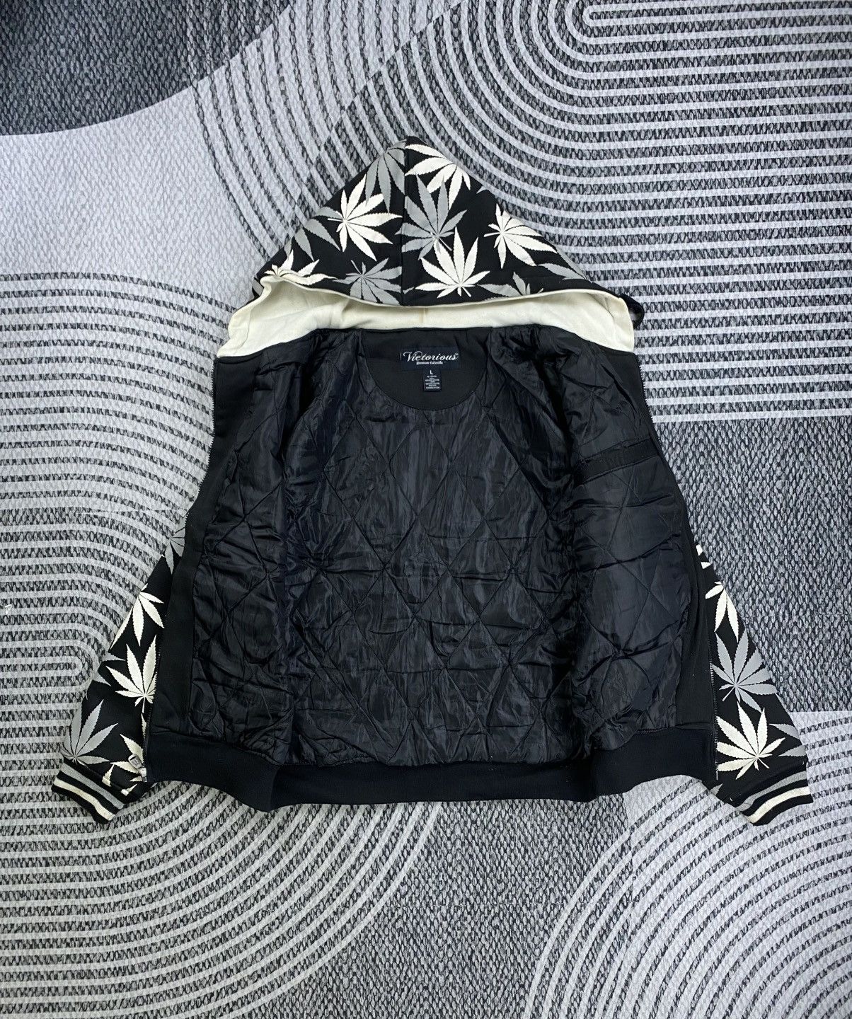 Japanese Brand Vintage Victorious Rare Zipper Bomber Jacket Size US XL / EU 56 / 4 - 5 Thumbnail