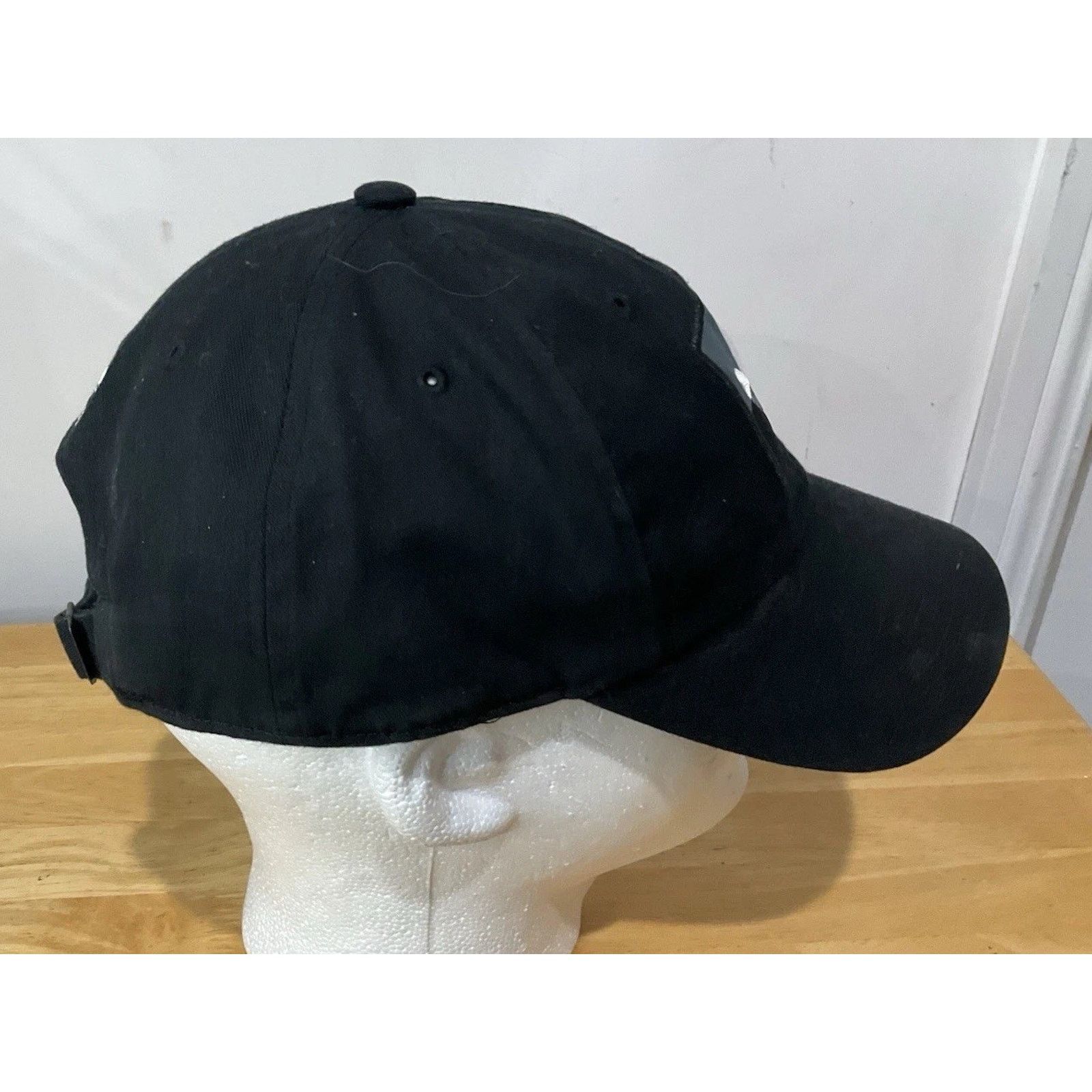Adidas Adidas Hat Cap StrapBack Black Front Patch Logo Embroidered Size ONE SIZE - 4 Thumbnail