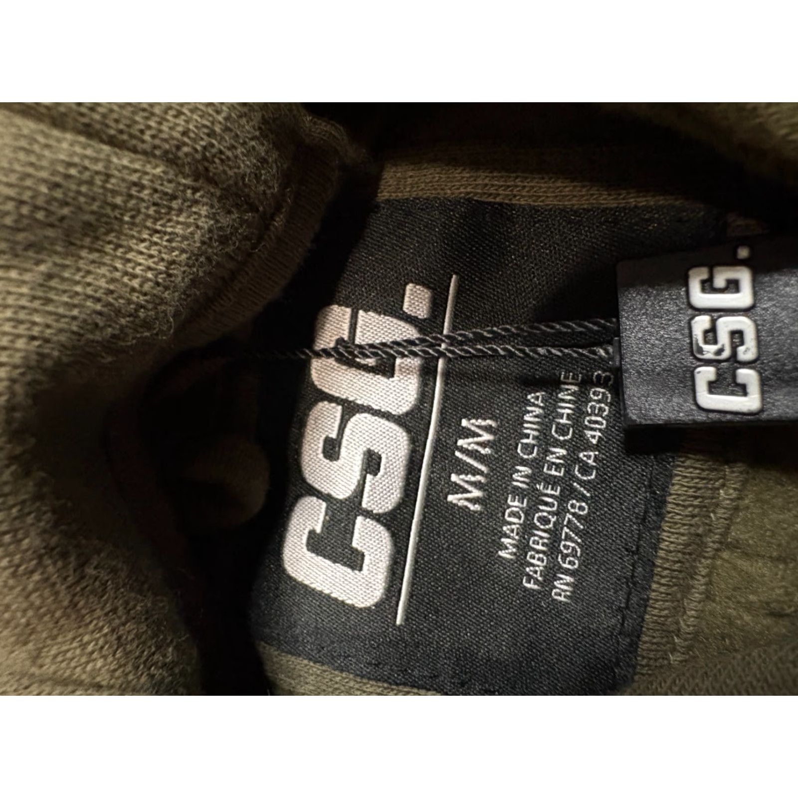 Vintage CSG Hoody Mens Medium Pullover Sweatshirt Resistance Collection Pocket Hoodie Black Mens Pullover Sweatshirt Outdoors Sports Size US M / EU 48-50 / 2 - 5 Thumbnail