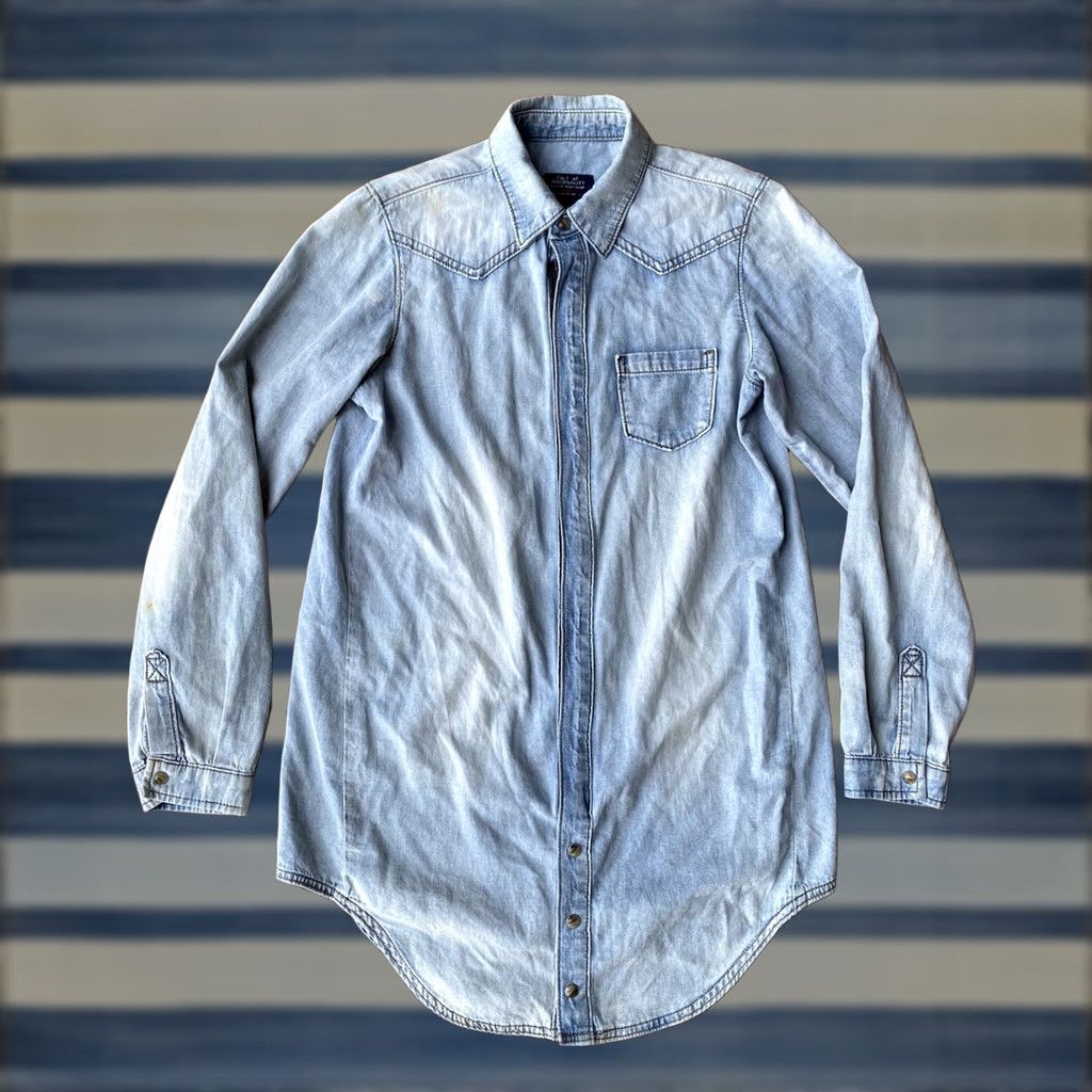 Cult Of Individuality VINTAGE Cult of Individuality Women's Full Zip Pearl Snap Long Sleeve Denim Shirt Small Denim Shirt Women’s Short Sleeve? Wait. Size S / US 4 / IT 40 - 1 Thumbnail
