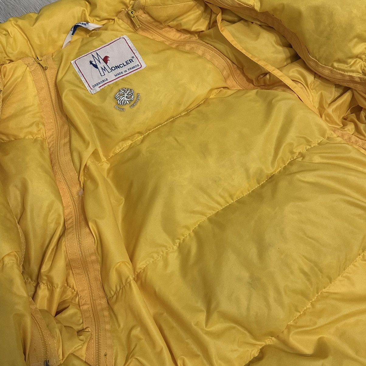 Moncler Moncler Grenoble Vintage Down Jacket/Vest 80s Size US M / EU 48-50 / 2 - 4 Thumbnail