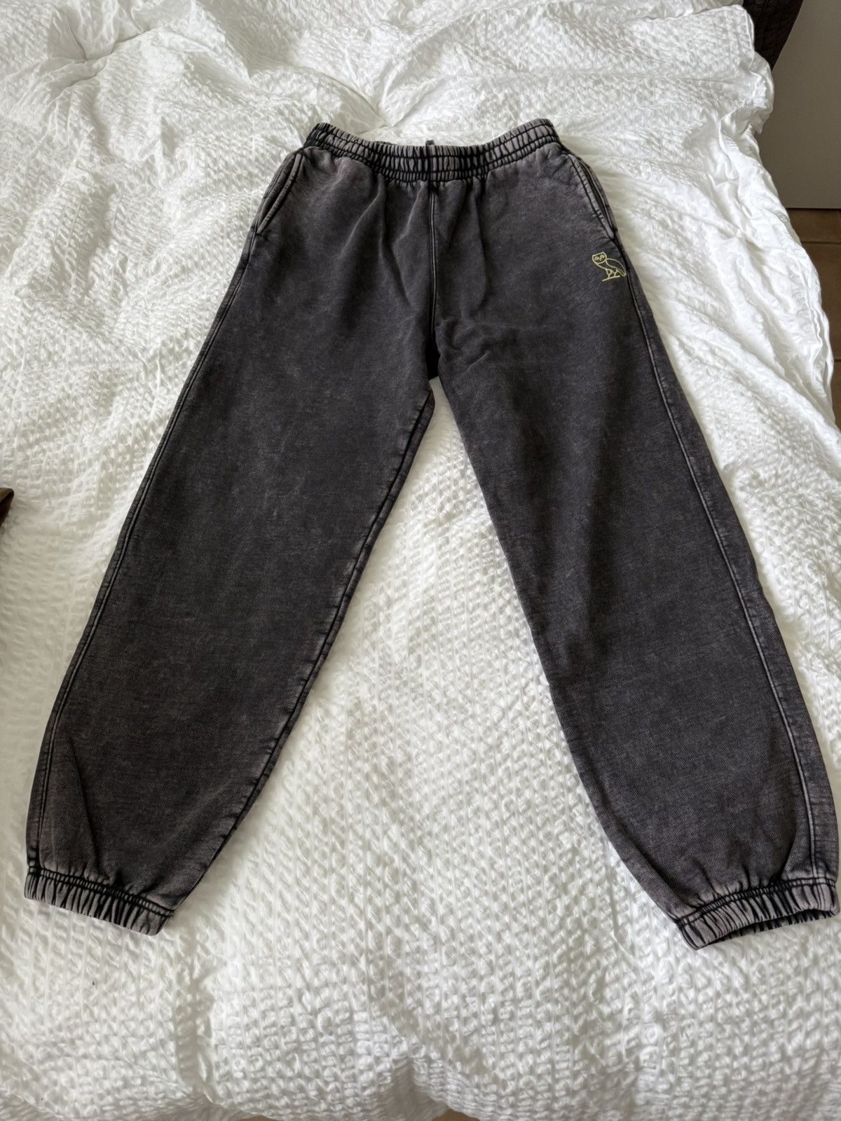 October's Very Own Cuffed OVO Sweatpants, Faded Black Size US 32 / EU 48 - 1 Thumbnail