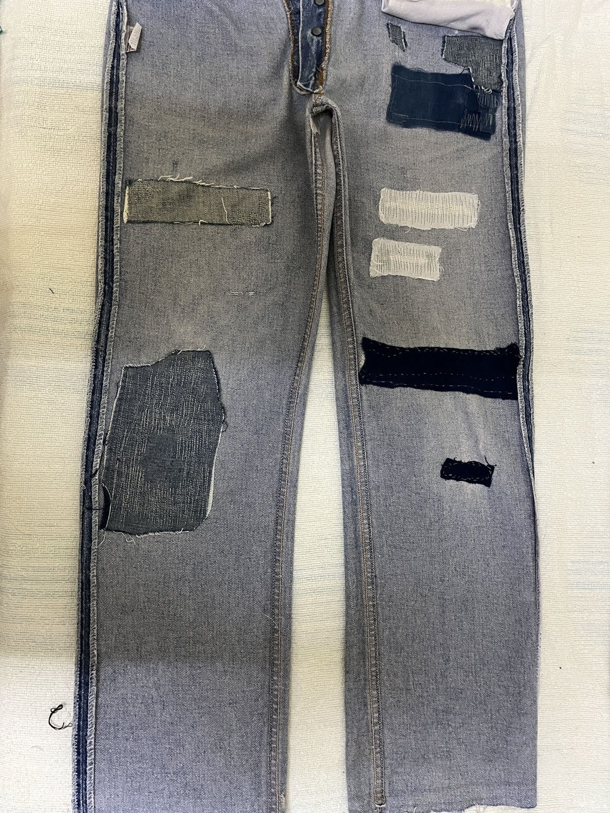 Levi's Vintage 80s Levis 501 Distressed Repaired Boro Size US 32 / EU 48 - 13 Thumbnail