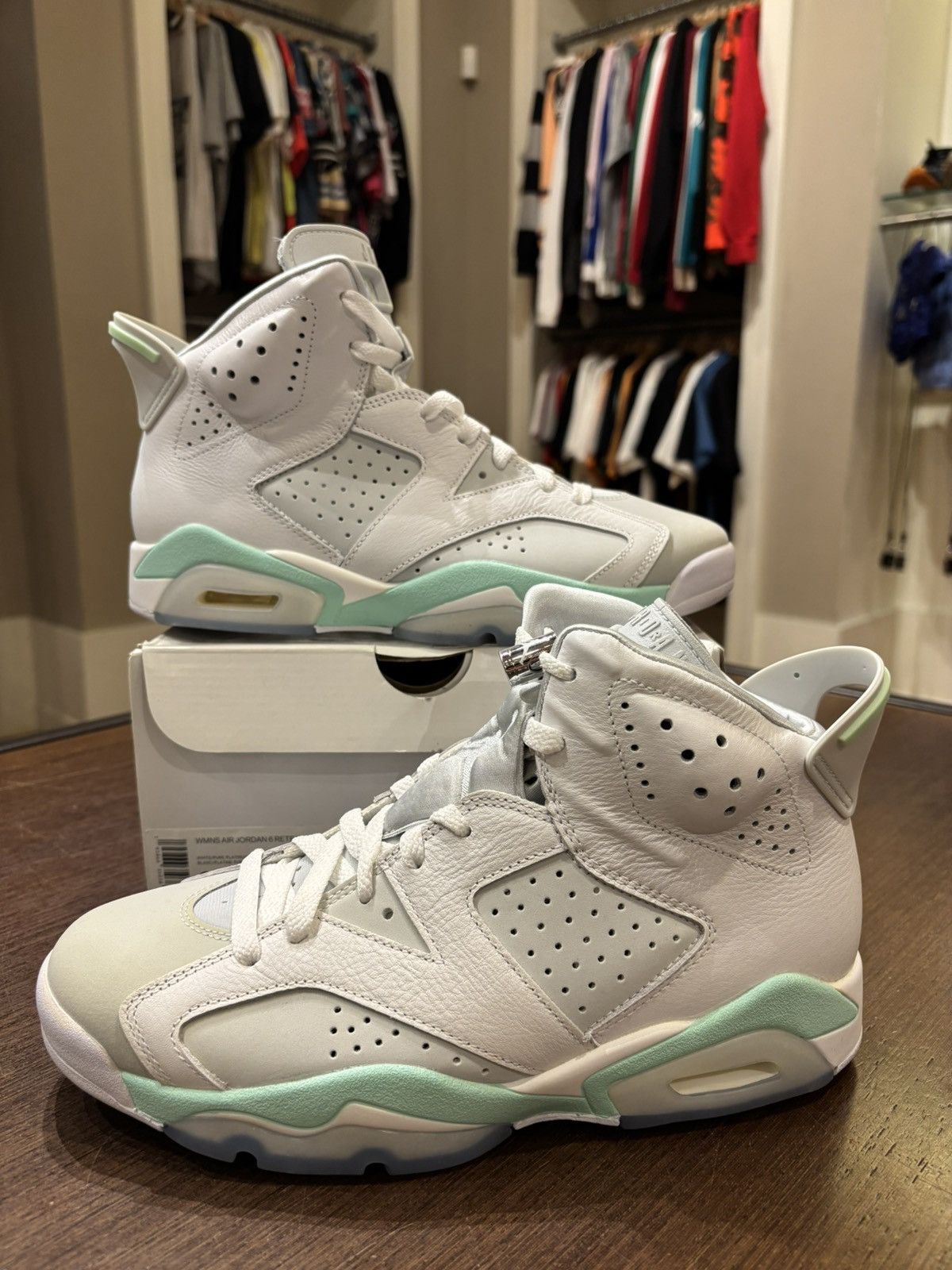 Jordan 6 Retro Mint Foam (Women