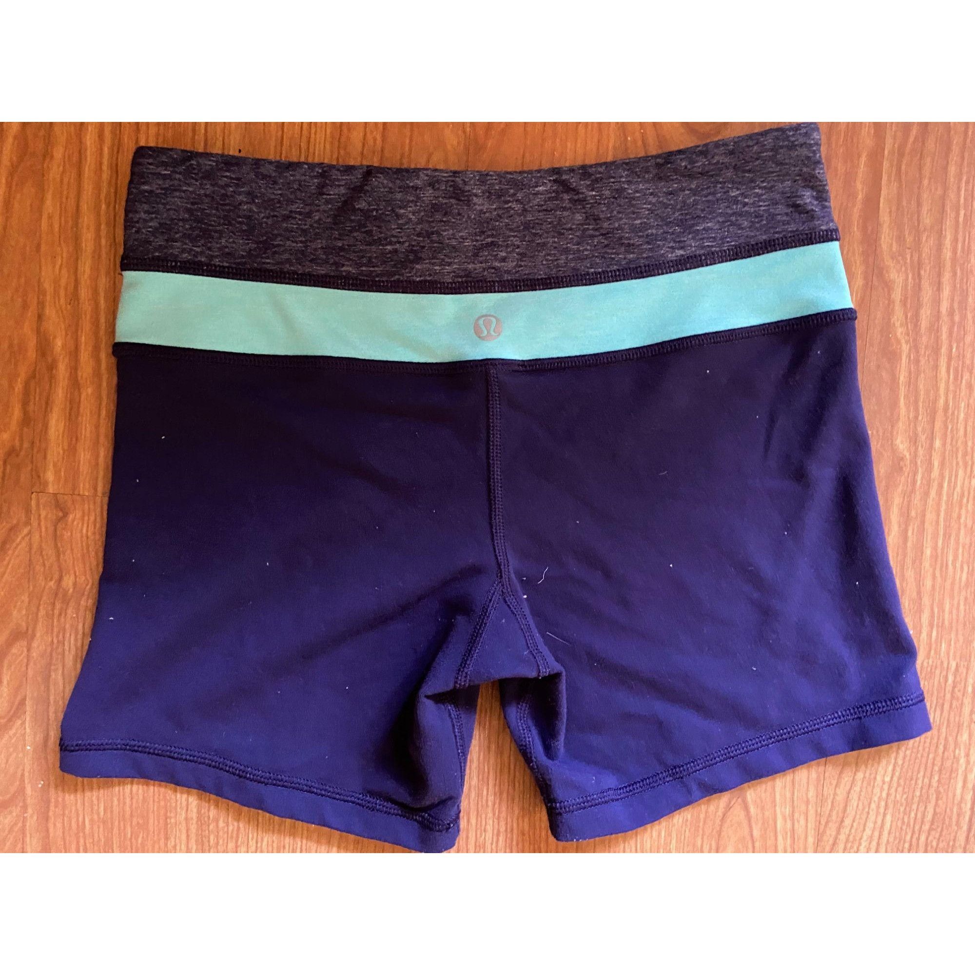 Lululemon Lululemon Shorts Ladies Size 4 Size 27" / US 4 / IT 40 - 1 Thumbnail