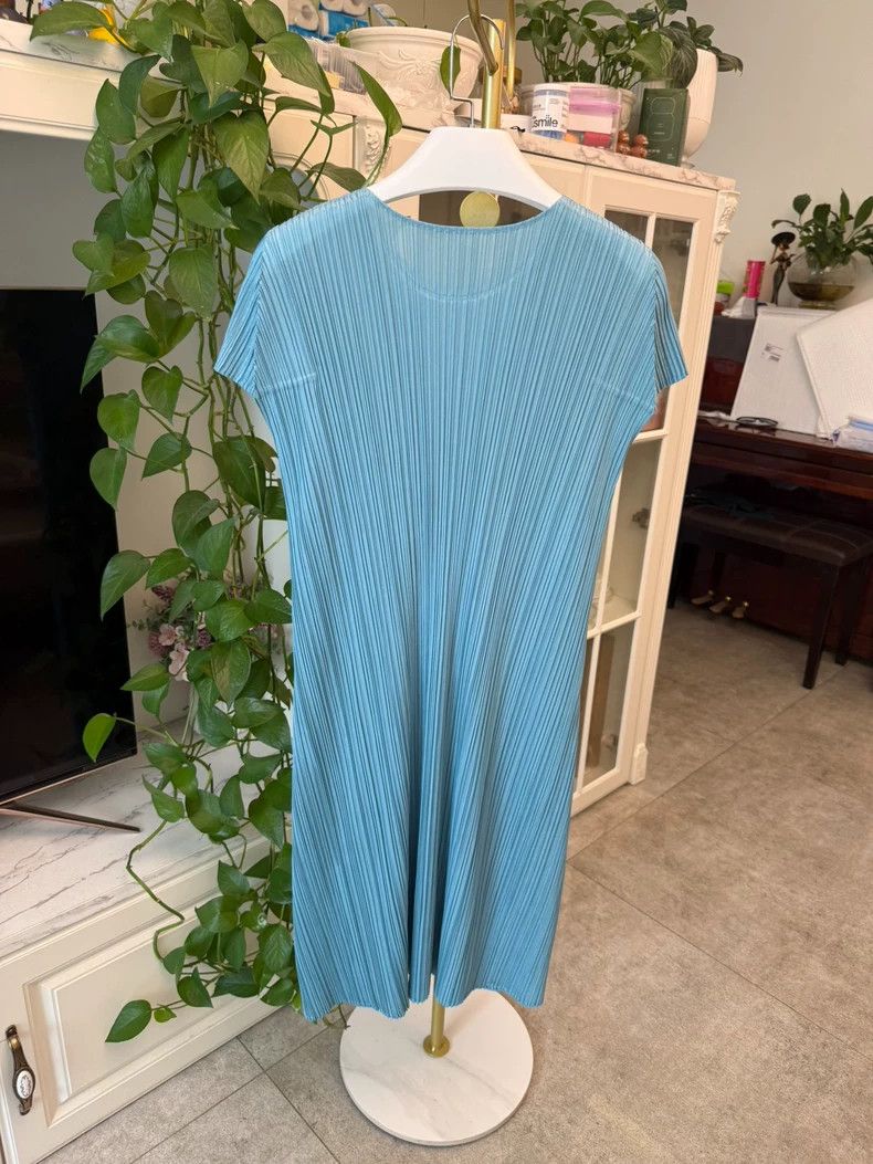 Issey Miyake Issey Miyake size:4 Blue pleated dress Size XS / US 0-2 / IT 36-38 - 7 Thumbnail