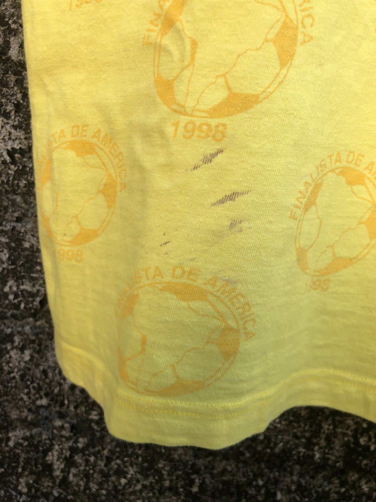 Vintage Vintage 90s Barcelona Marathon FullPrint Tshirt Size US L / EU 52-54 / 3 - 5 Thumbnail
