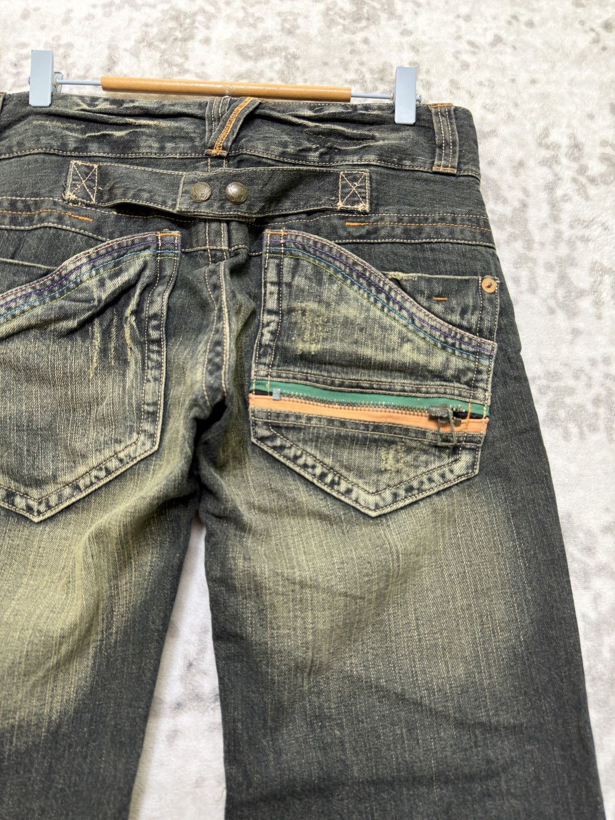 Hysteric Glamour Root Three Muddy Wash Back Buckle Y2K Straight Denim Jeans Size US 31 - 11 Thumbnail