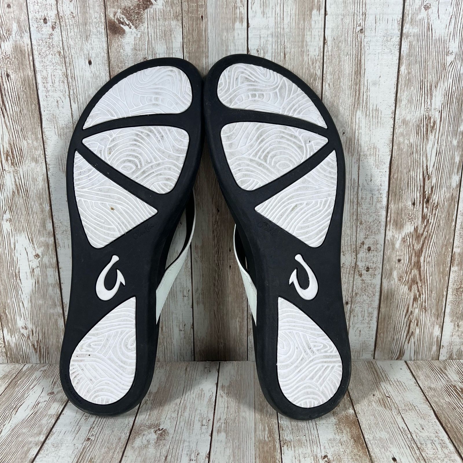 Olukai Olukai ho Opio black white Womens 11 sandals Size US 11 / IT 41 - 6 Thumbnail