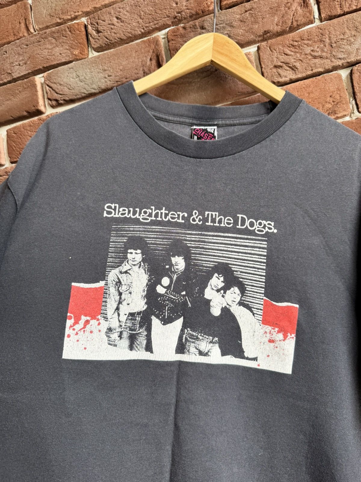 Band Tees Vintage Slaughter and The Dogs Sun Faded Punk Rock Band Tee Size US L / EU 52-54 / 3 - 2 Thumbnail