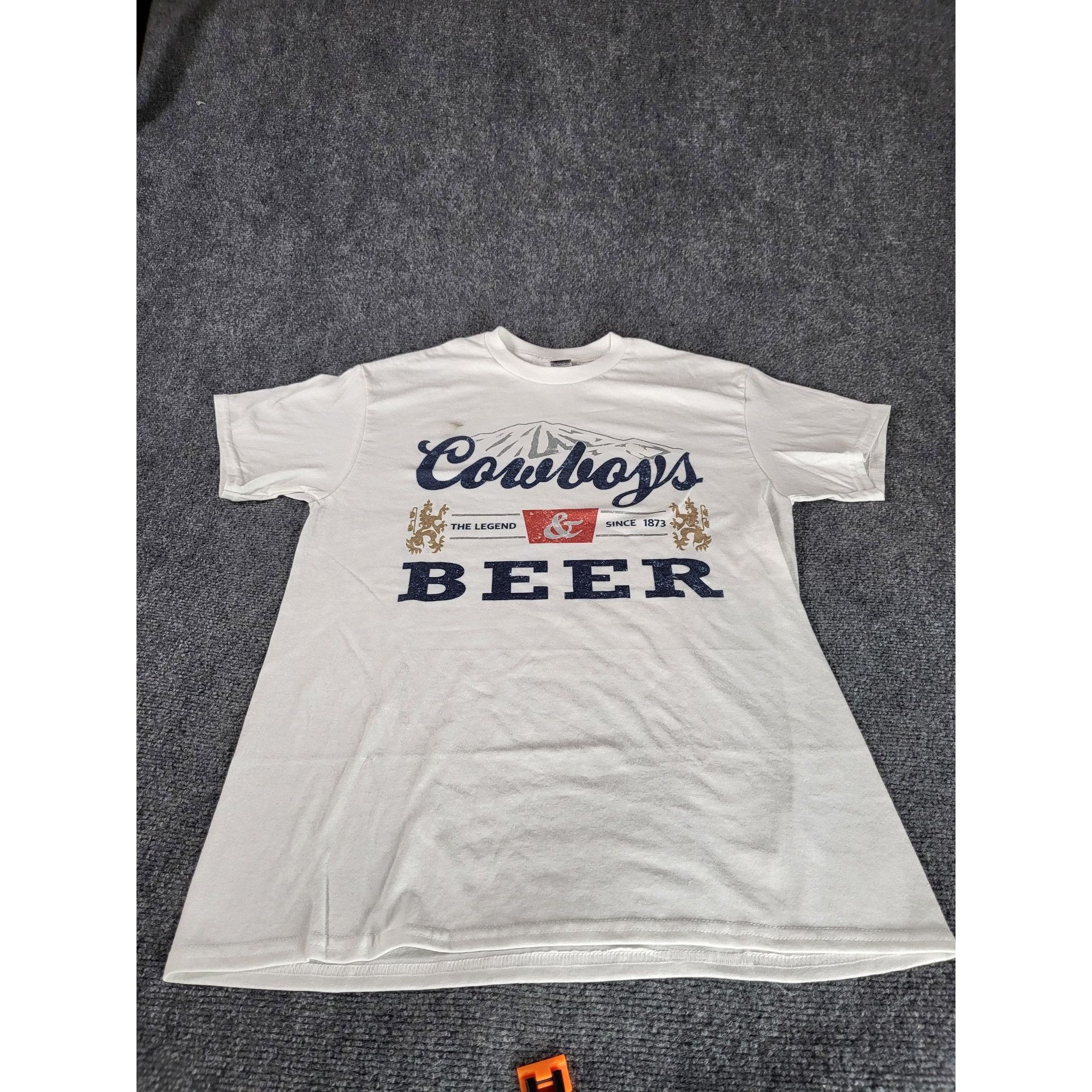 Gildan Cowboys & Beer Tshirt Men Sz M Gildan Dry Blend Graphic Prin Size US M / EU 48-50 / 2 - 1 Thumbnail