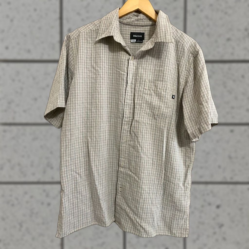Marmot Marmot Shirt Mens Short Sleeve Button-Up Plaid Multicolor Brown Sz L Regular Collar Front Pocketed Button-Front Casual Travel Size US L / EU 52-54 / 3 - 1 Thumbnail