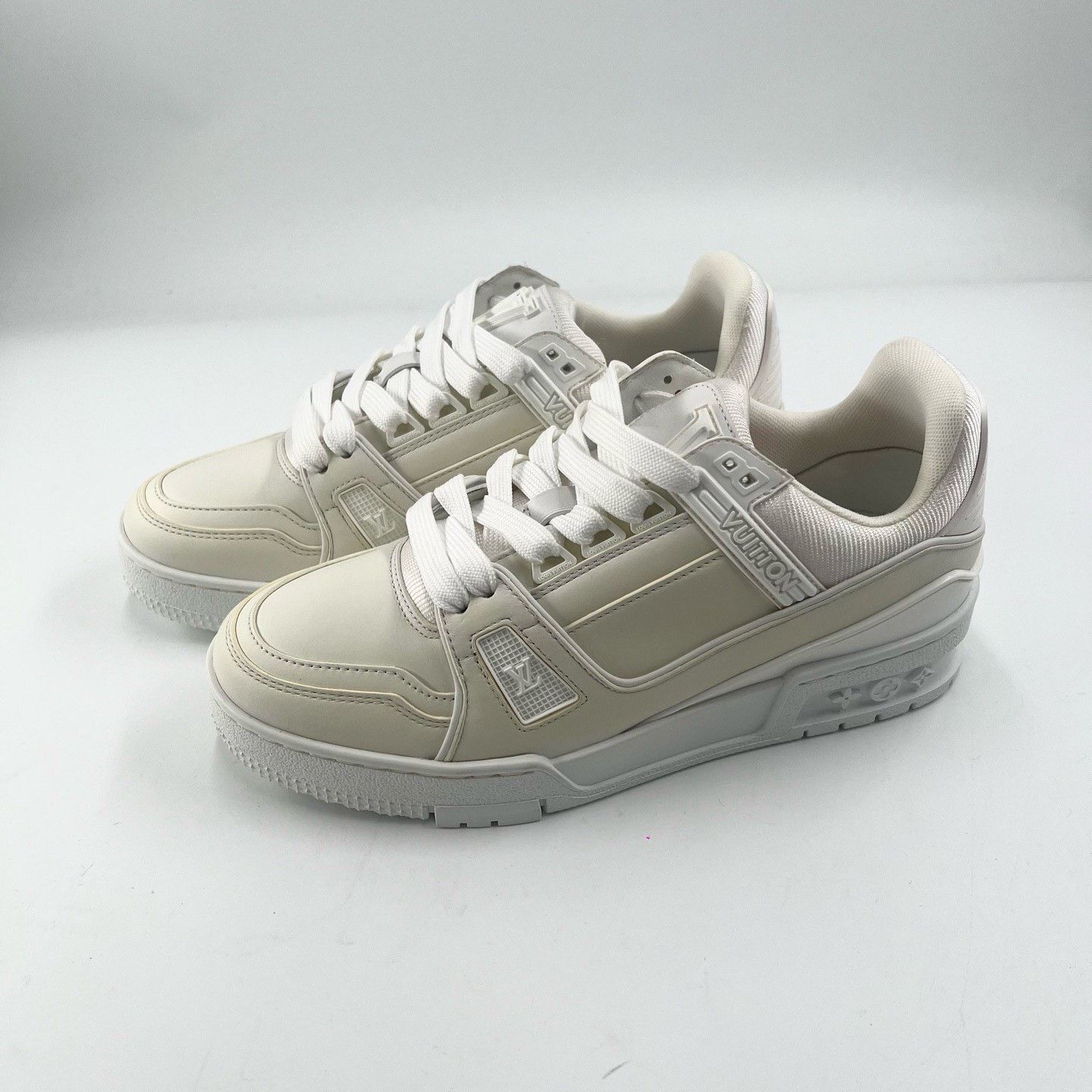 Louis Vuitton Louis Vuitton Trainer White Sneaker Size US 5.5 / IT 35.5 - 1 Thumbnail