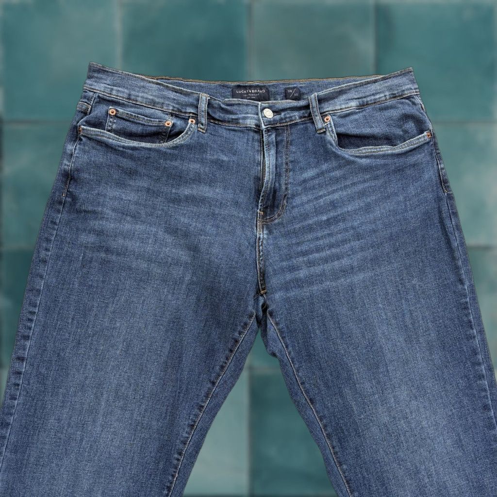 Lucky Brand Lucky Brand Jeans Mens 38x30 Blue 221 Straight Medium Wash Stretch Denim Pants Size US 38 / EU 54 - 1 Thumbnail