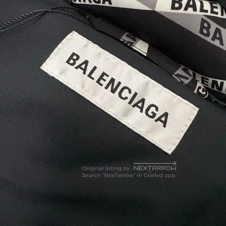 Balenciaga Balenciaga All-over Print Down Jacket. Size US S / EU 44-46 / 1 - 3 Thumbnail