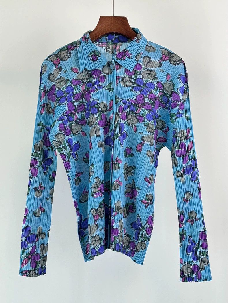 Issey Miyake Issey Miyake size:3 Butterfly Lovers pleated long sleeves Size XS / US 0-2 / IT 36-38 - 1 Thumbnail