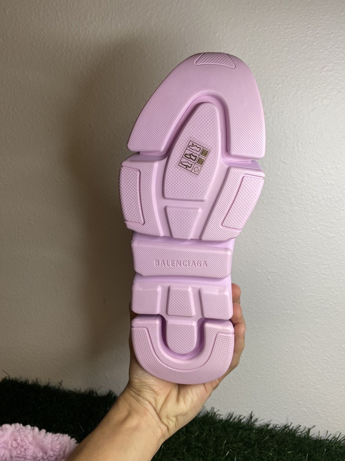 Balenciaga BALENCIAGA SPEED 2.0 ‘fake fur pink’ | SIZE 41 EU | NEW Size US 11 / IT 41 - 10 Thumbnail