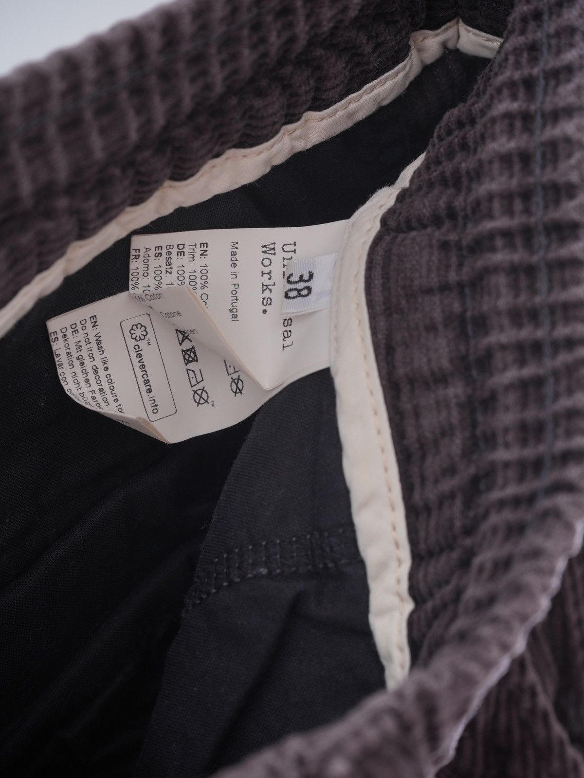 Universal Works Universal Works casual oversize corduroy Pants size 38 Size US 38 / EU 54 - 5 Thumbnail