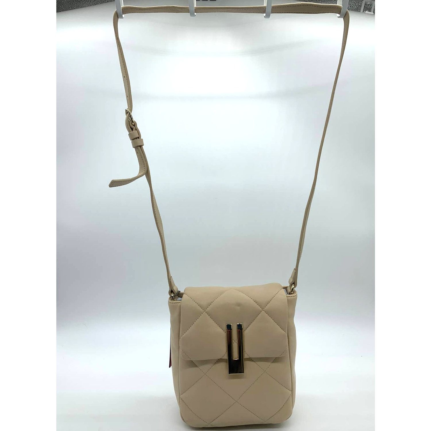 Vince Camuto Vince Camuto Quilted Leather Crossbody Doty Womens Purse Size ONE SIZE - 1 Thumbnail