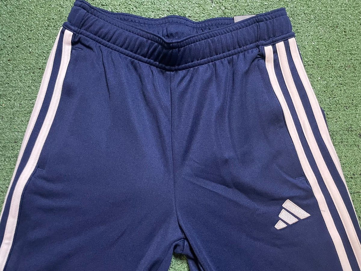 Adidas Adidas navy and white tracksuit Size US M / EU 48-50 / 2 - 8 Thumbnail