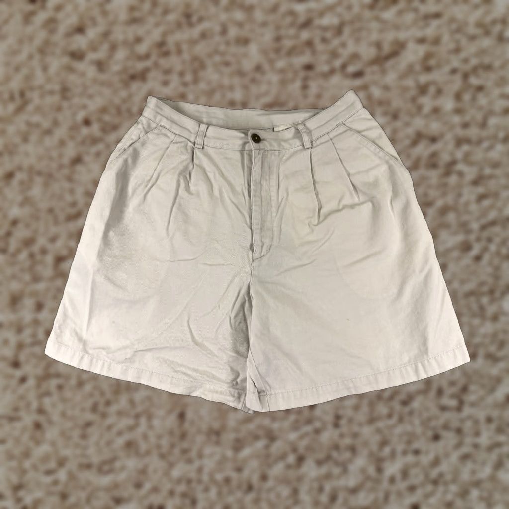 Patagonia Patagonia Shorts Womens 14 Beige Cotton Twill Pleated Golf Pockets 28x7 Bermuda Golf Womens 14 Beige Cotton Twill Pleated Pockets Size 36" / US 14 / IT 50 - 1 Thumbnail