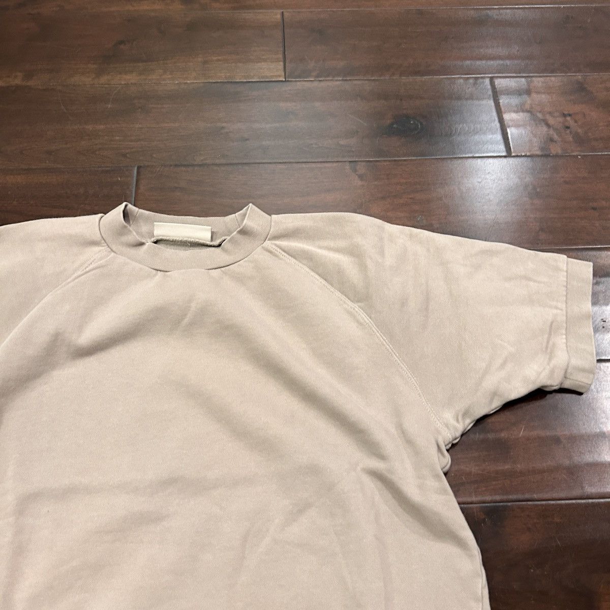 Essentials × Fear of God Raglan Short Sleeve Sweatshirt Size US L / EU 52-54 / 3 - 5 Thumbnail
